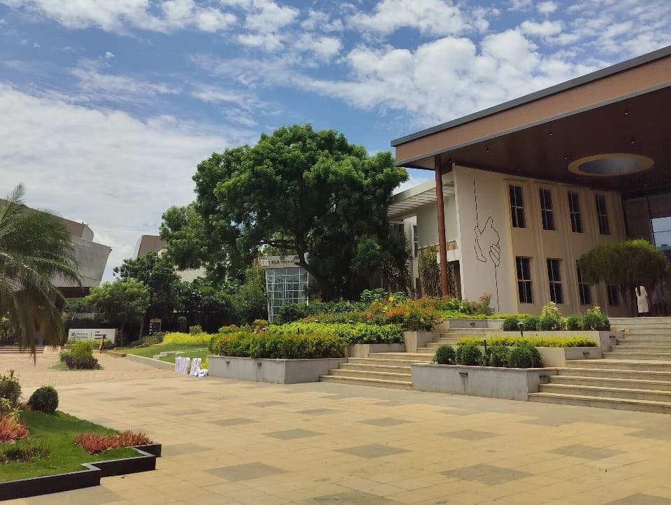 KLE Technological University Hubli campus photo 26